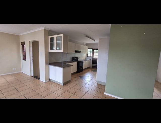 3 BEDROOM TOWNHOUSE FOR SALE IN DURBAN NORTH
